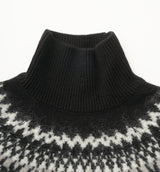 NORDIC TURTLE NECK KNIT